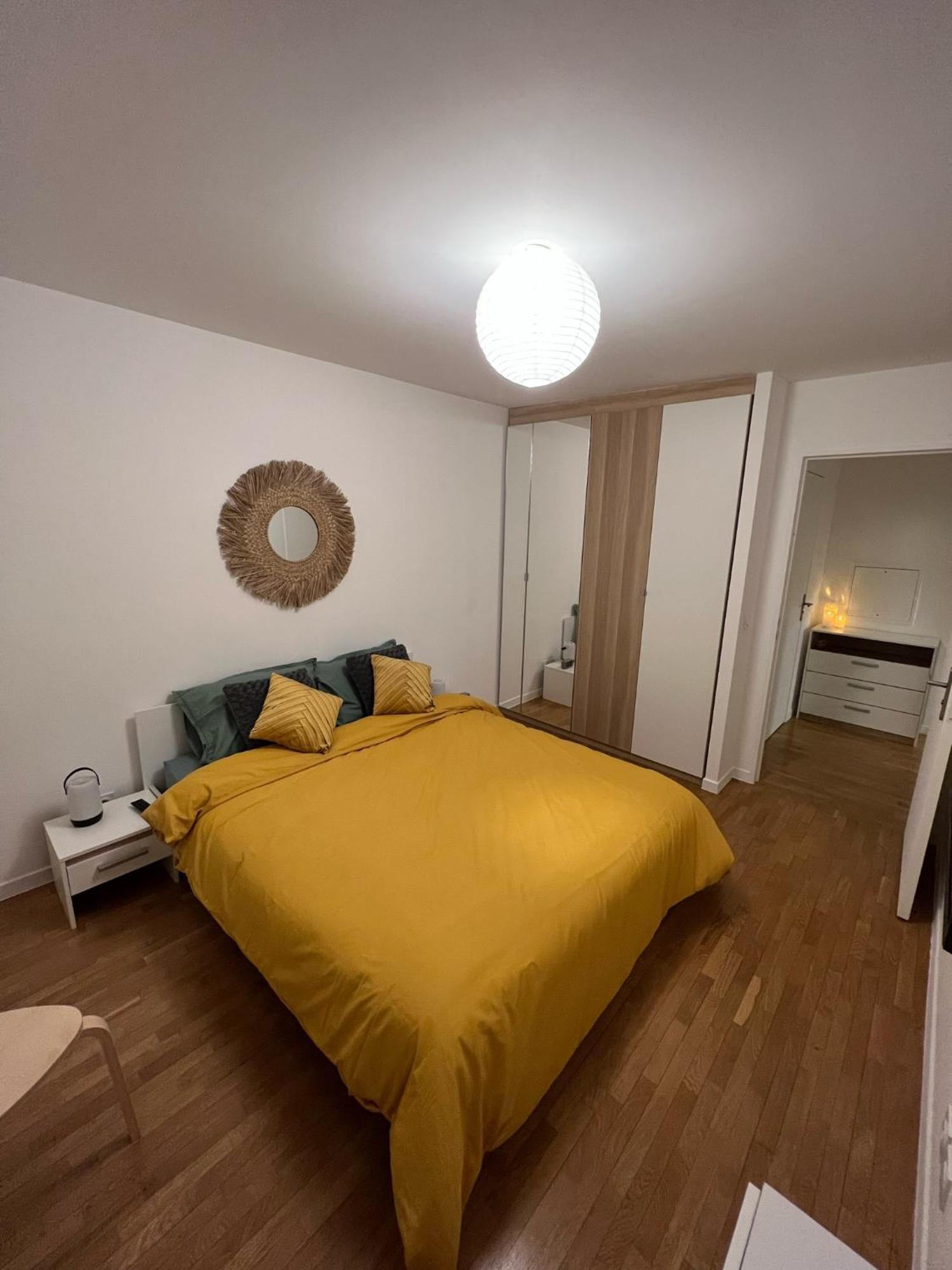 Paris-Montrouge Magnifique Appartement 3 Pieces De 75M2 Avec Parking - Tres Cosy Pour 1 - 8 Personnes Refait A Neuf -Entire Apartment Luxurious And Warm -Montrouge Paris 14Eme - Proche Aeroport Orly Parc Expositions Porte De Versailles Free Wifi Grat Exterior foto